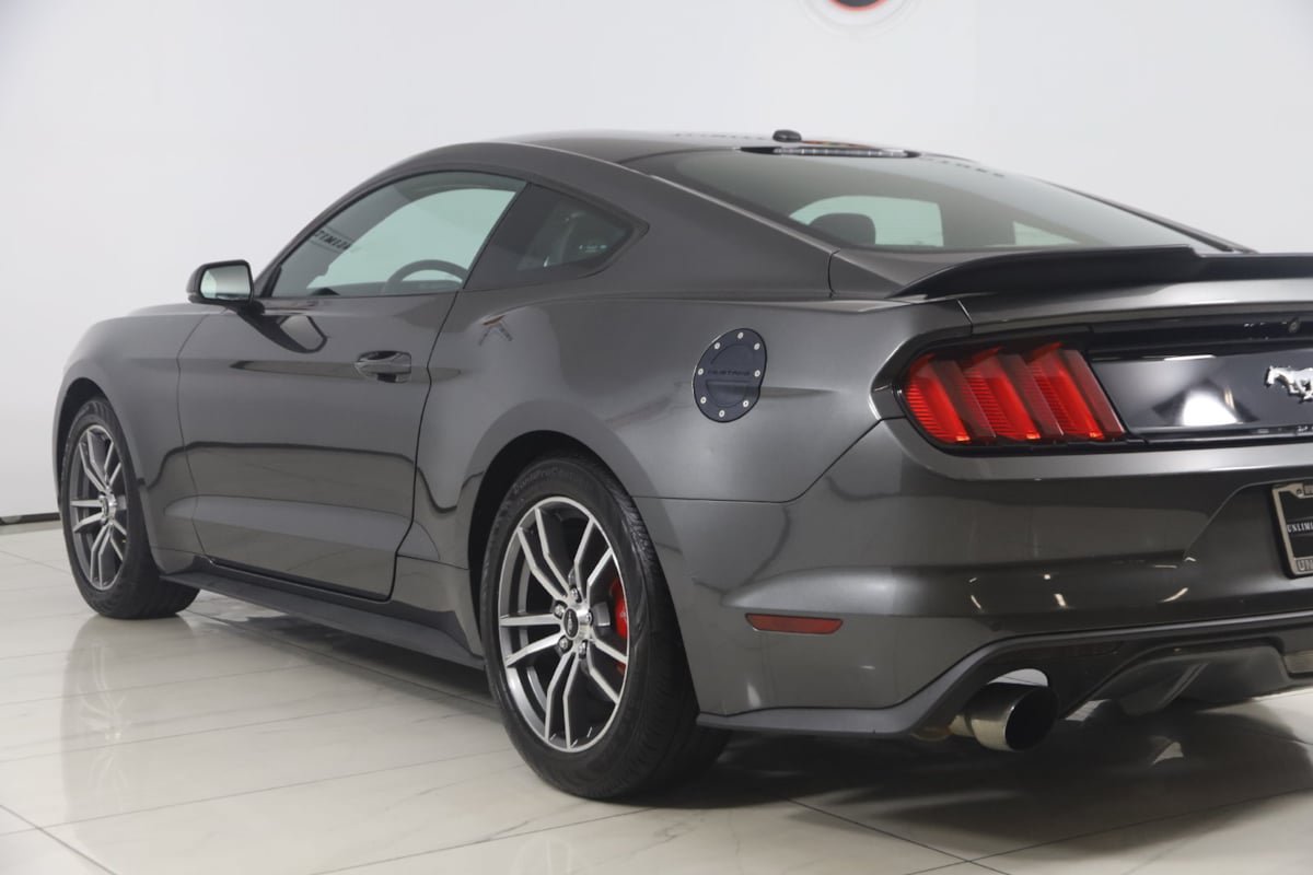 Used 2015 Ford Mustang Premium w/ Equipment Group 201A RWD image 20