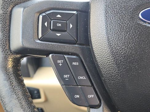 Used 2016 Ford F150 XLT w/ Equipment Group 302A Luxury image 31