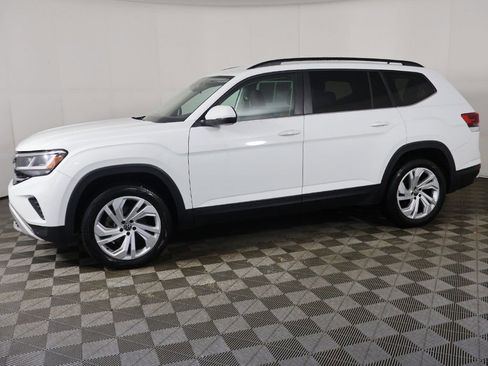 Used 2023 Volkswagen Atlas SE image 13