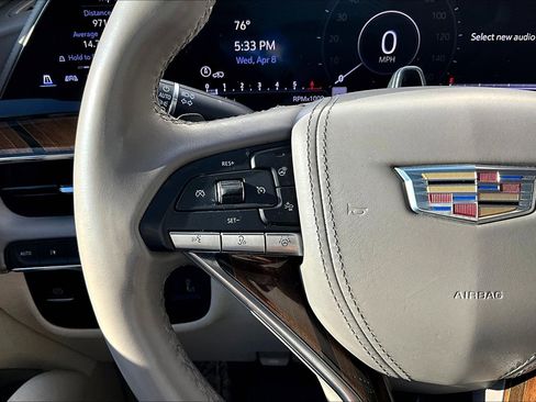 Used 2023 Cadillac Escalade Sport Platinum AWD/4WD image 18