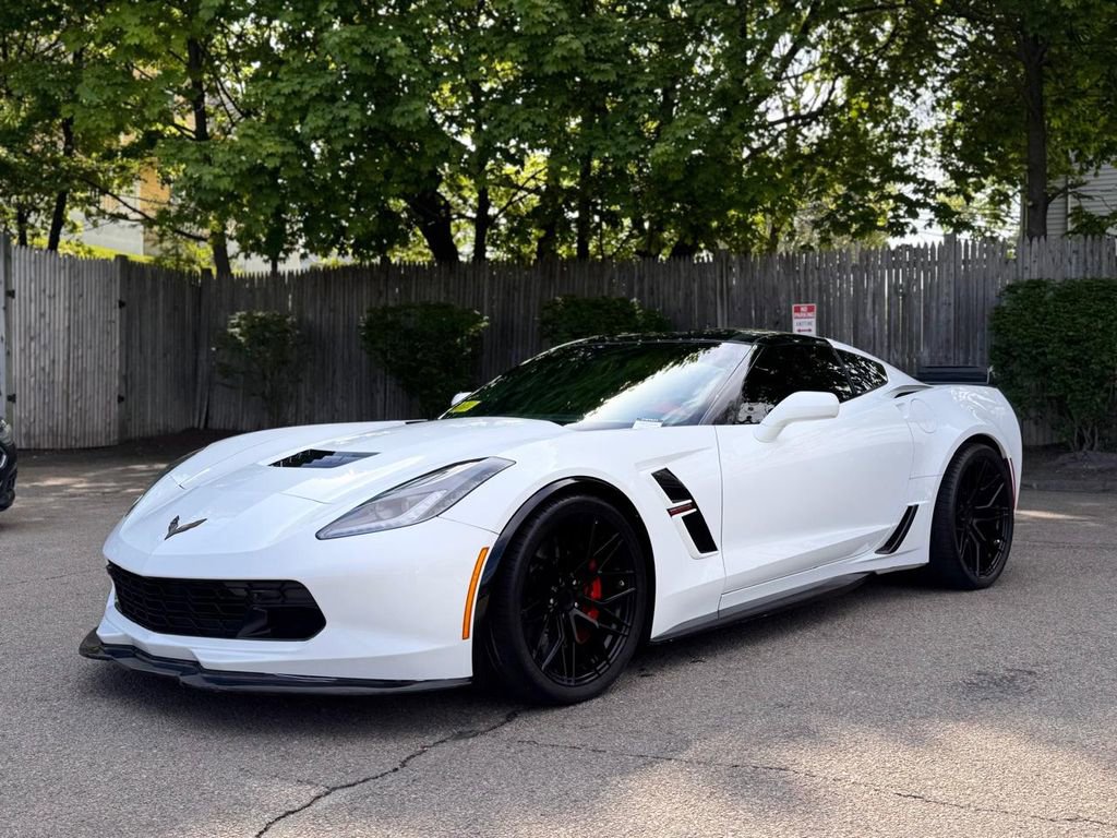 Used 2018 Chevrolet Corvette Grand Sport RWD image 2