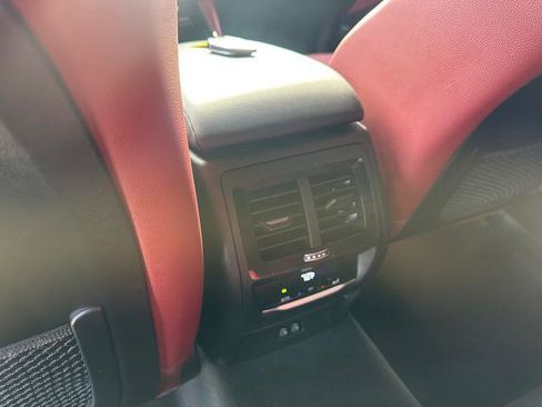 Certified 2024 BMW X4 xDrive30i image 23