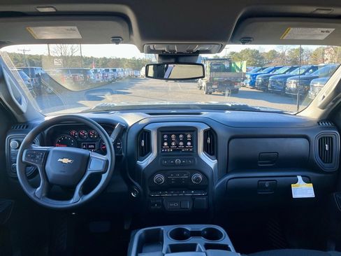 New 2026 Chevrolet Silverado 2500 Custom w/ Custom Value Package image 20