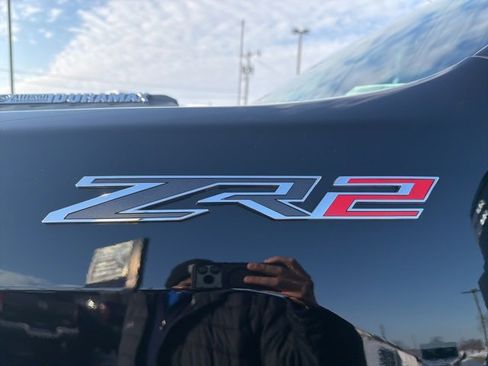 Used 2025 Chevrolet Silverado 2500 ZR2 image 16