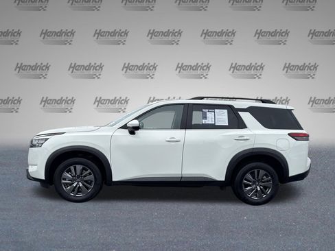 Used 2025 Nissan Pathfinder SV AWD/4WD image 7