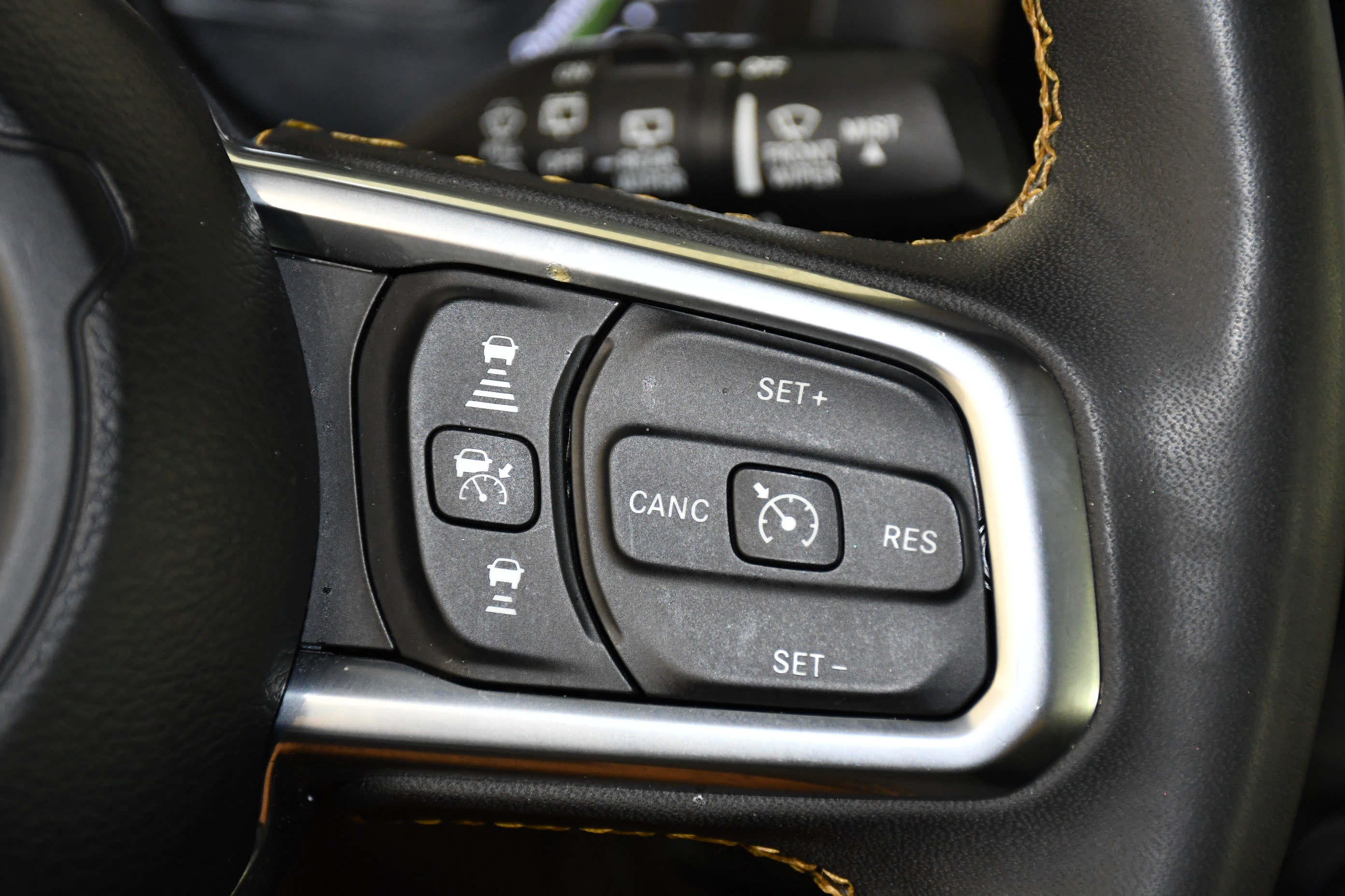 Used 2024 Jeep Wrangler Unlimited Sahara AWD/4WD image 21