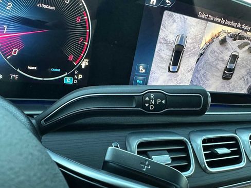 Used 2024 Mercedes-Benz GLE 450 4MATIC image 41