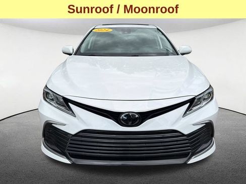 Used 2024 Toyota Camry LE w/ Convenience Package FWD image 4