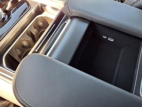 New 2026 Jeep Grand Wagoneer Summit AWD/4WD image 11