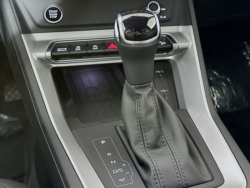 New 2025 Audi Q3 2.0T Premium image 7