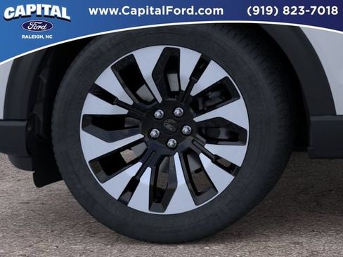 New 2026 Ford Explorer Platinum w/ LUX Leather Package AWD/4WD image 19