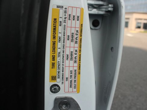 Used 2023 Tesla Model 3 Standard Range RWD image 33
