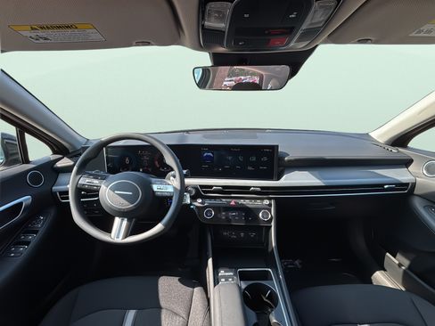 New 2026 Hyundai Sonata Blue FWD image 9