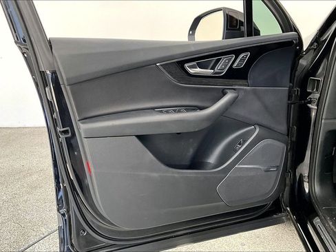 Used 2017 Audi Q7 3.0T Prestige w/ Prestige Package image 22