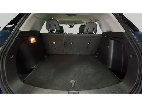 Used 2021 Chevrolet TrailBlazer LT w/ Premium Seating Package AWD/4WD image 16