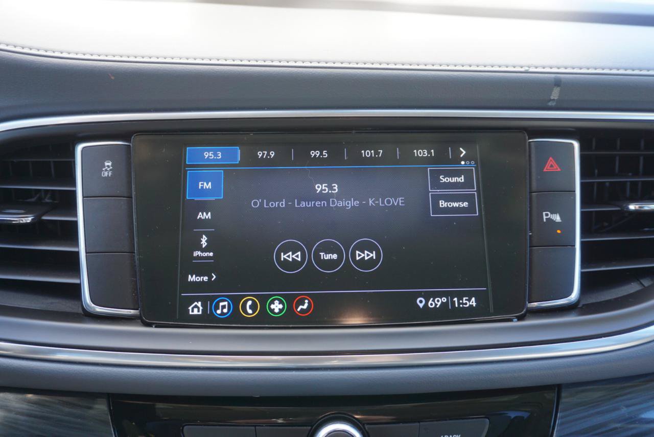 Used 2020 Buick Enclave Preferred w/ LPO, Touring Package FWD image 11