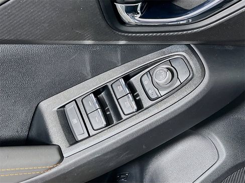 Certified 2025 Subaru Crosstrek 2.5i Limited w/ Popular Package #3A image 17