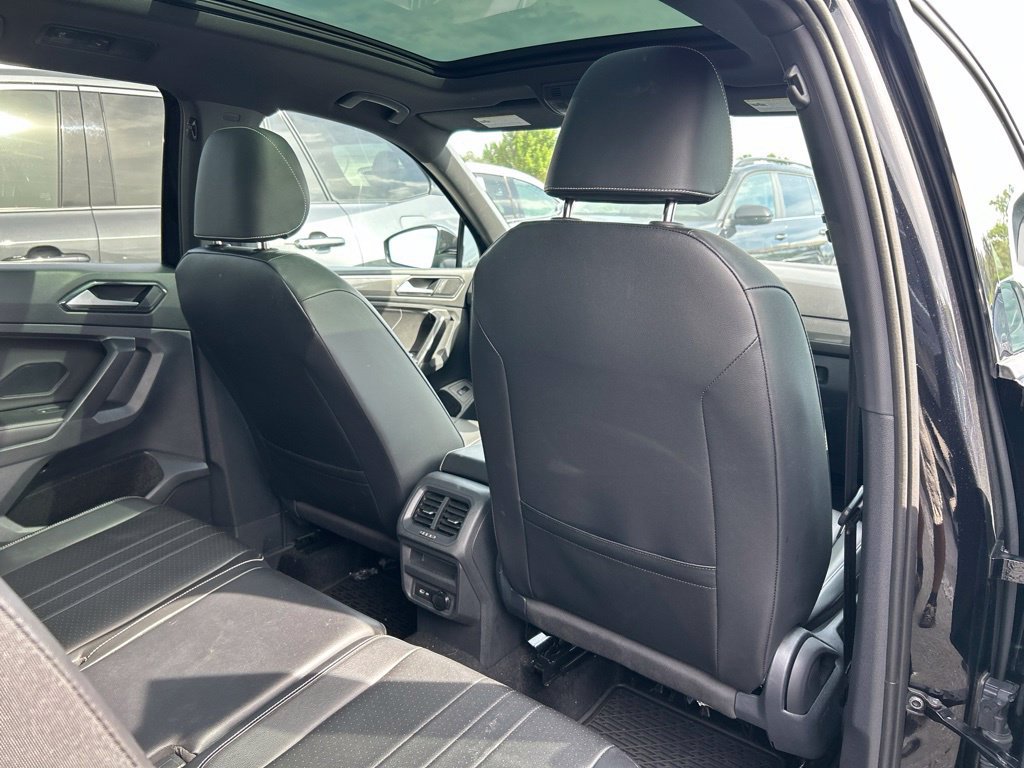Used 2024 Volkswagen Tiguan SE R-Line FWD image 49