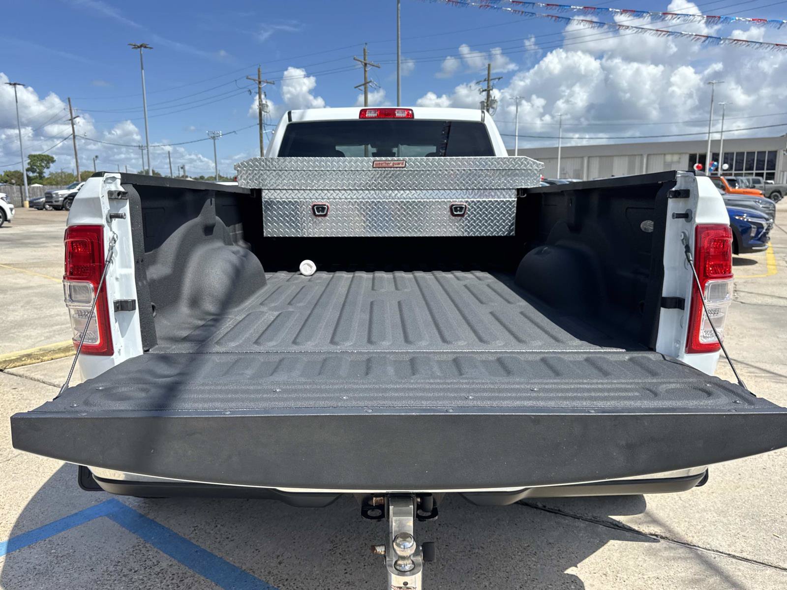 Used 2022 RAM 3500 Big Horn w/ Level A Equipment Group AWD/4WD image 8