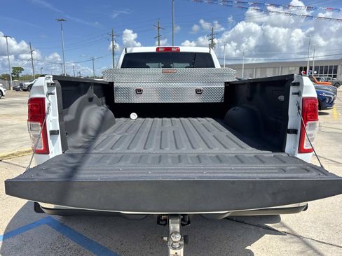 Used 2022 RAM 3500 Big Horn w/ Level A Equipment Group AWD/4WD image 8