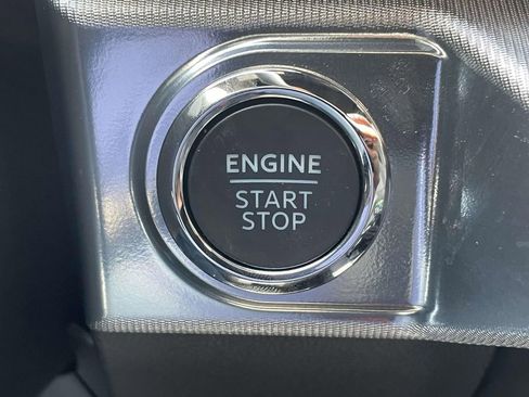 Used 2025 Ford F150 Lariat w/ Equipment Group 501A Mid AWD/4WD image 24