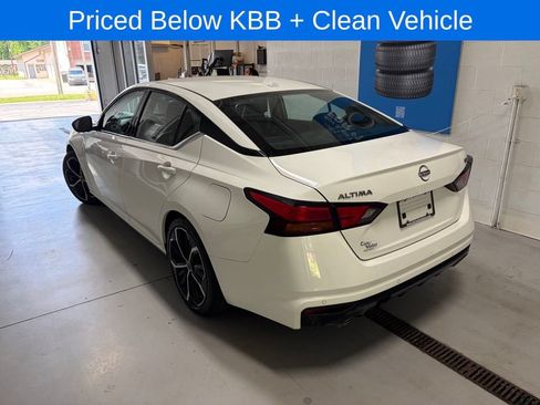 Used 2024 Nissan Altima 2.5 SR FWD image 4