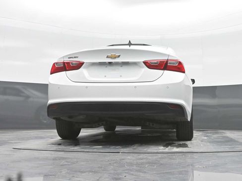 Used 2022 Chevrolet Malibu LS w/ Driver Confidence Package II FWD image 35