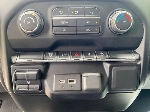 Used 2021 Chevrolet Silverado 2500 LT w/ Z71 Off-Road Package AWD/4WD image 24