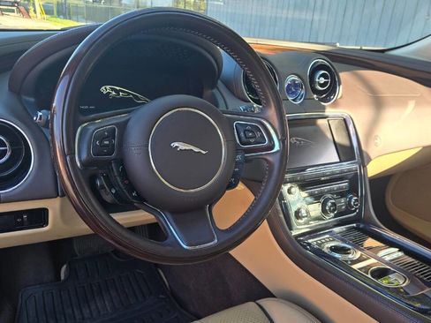 Used 2013 Jaguar XJ L Portfolio image 10