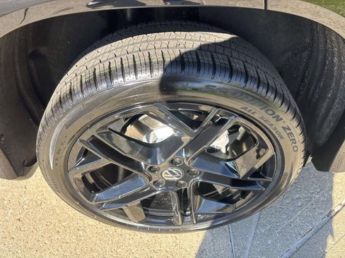 New 2026 Volkswagen Tiguan SE R-Line image 10