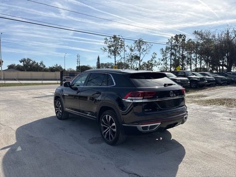 Used 2023 Volkswagen Atlas Cross Sport SEL Premium R-Line image 3
