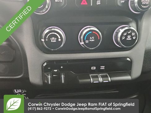Used 2024 RAM 3500 Big Horn AWD/4WD image 18