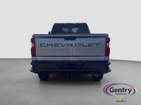 Used 2024 Chevrolet Silverado 2500 Custom w/ Custom Convenience Package AWD/4WD image 5