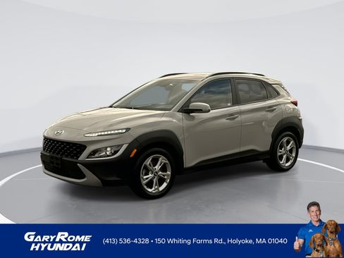 Certified 2023 Hyundai Kona SEL w/ Convenience Package image 1