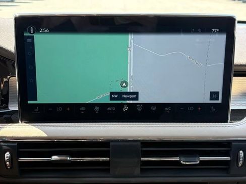 Used 2024 Lincoln Corsair FWD image 20