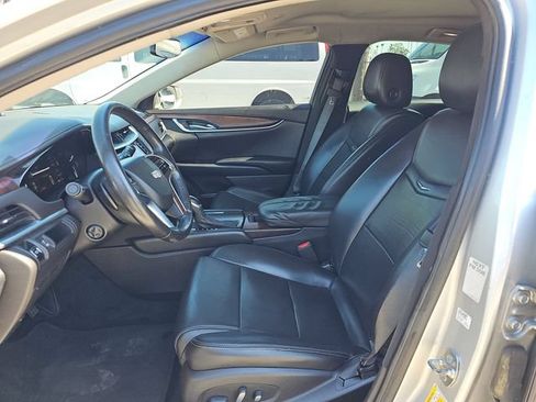 Used 2019 Cadillac XTS Luxury FWD image 5