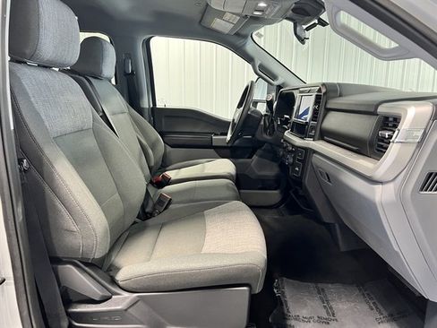Used 2025 Ford F250 XLT image 29