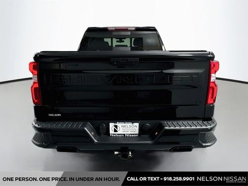 Used 2021 Chevrolet Silverado 1500 LT Trail Boss w/ Convenience Package II AWD/4WD image 6