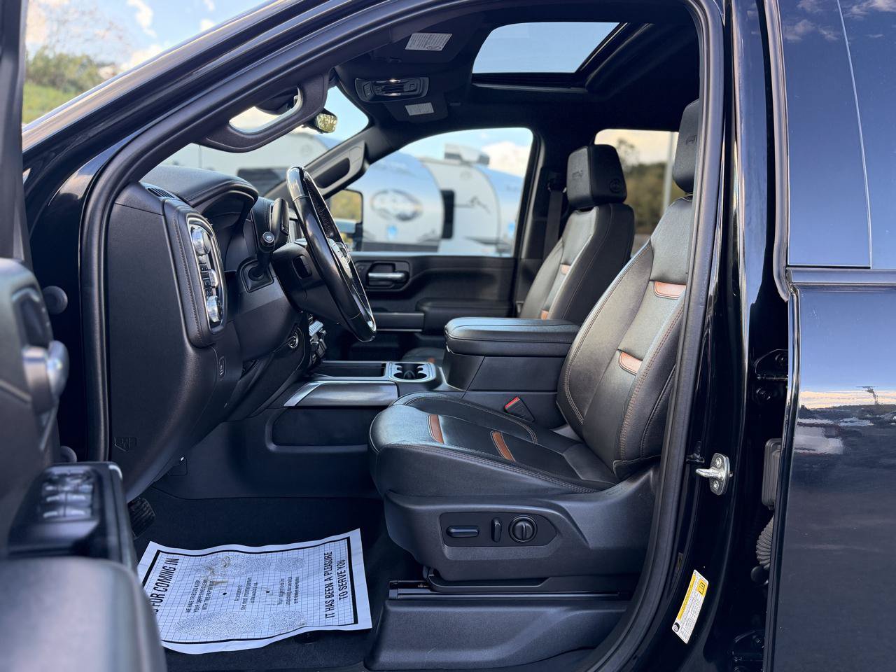 Used 2023 GMC Sierra 2500 AT4 w/ AT4 Premium Plus Package AWD/4WD image 10