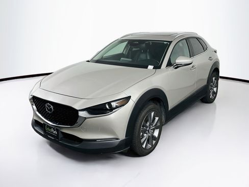Used 2024 MAZDA CX-30 AWD 2.5 S w/ Preferred Package image 3
