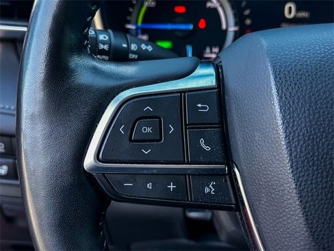 Certified 2021 Toyota Highlander Platinum image 16