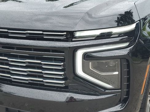 Certified 2025 Chevrolet Tahoe High Country AWD/4WD image 10