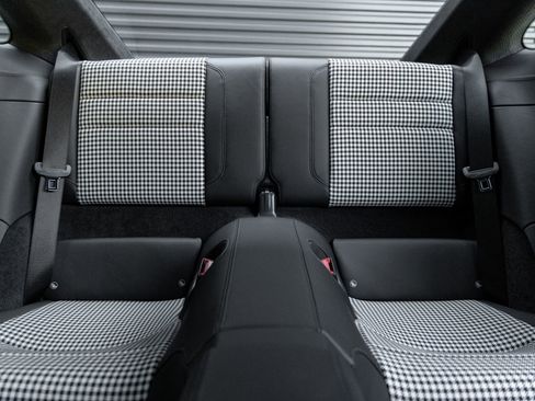 Certified 2023 Porsche 911 Sport Classic RWD image 32