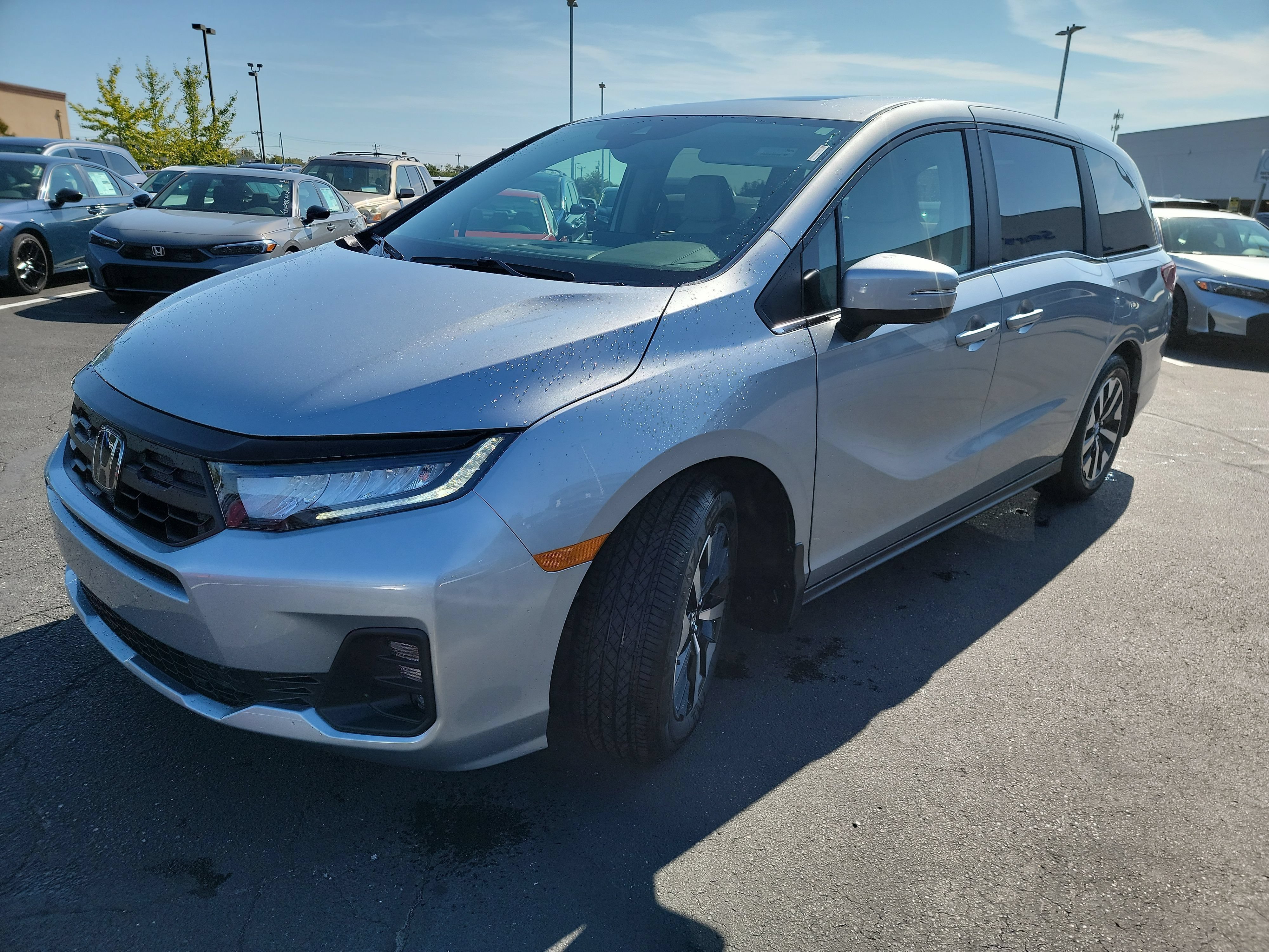 New 2027 Honda Odyssey EX-L image 3
