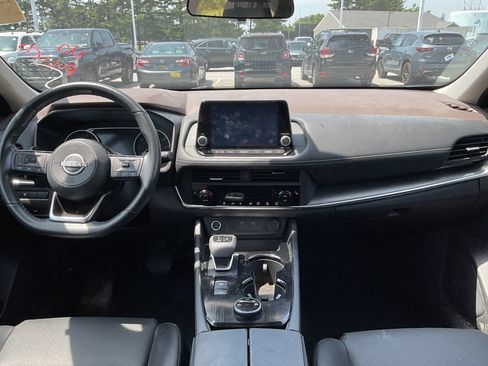 Used 2023 Nissan Rogue SV w/ SV Premium B Package AWD/4WD image 8