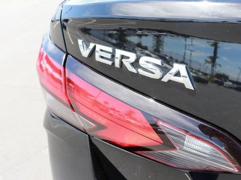 Used 2025 Nissan Versa SV FWD image 6