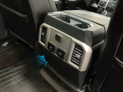 Used 2018 Ford F150 Lariat image 26