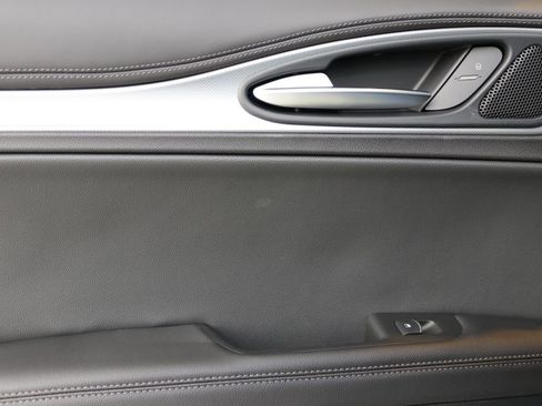 New 2025 Alfa Romeo Stelvio Sprint image 23