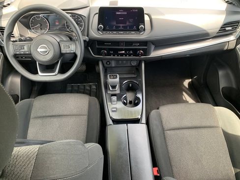Used 2024 Nissan Rogue SV FWD image 15