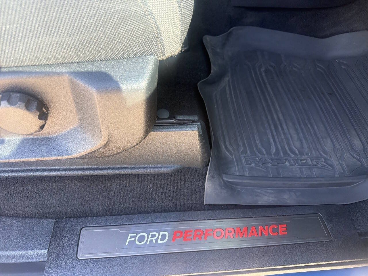 Used 2019 Ford F150 Raptor AWD/4WD image 39